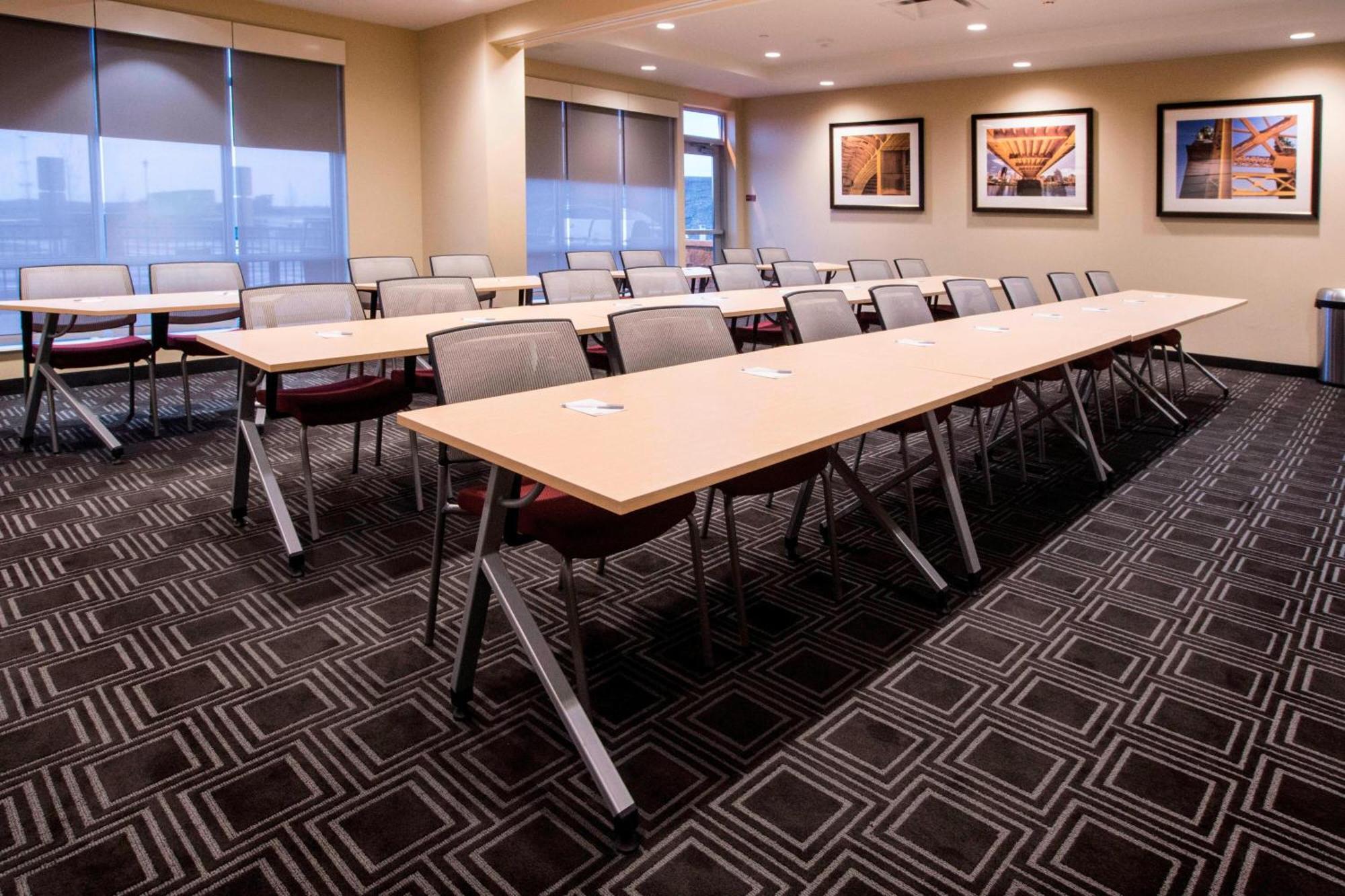 Towneplace Suites By Marriott Pittsburgh קרנברי טאונשיפ מראה חיצוני תמונה