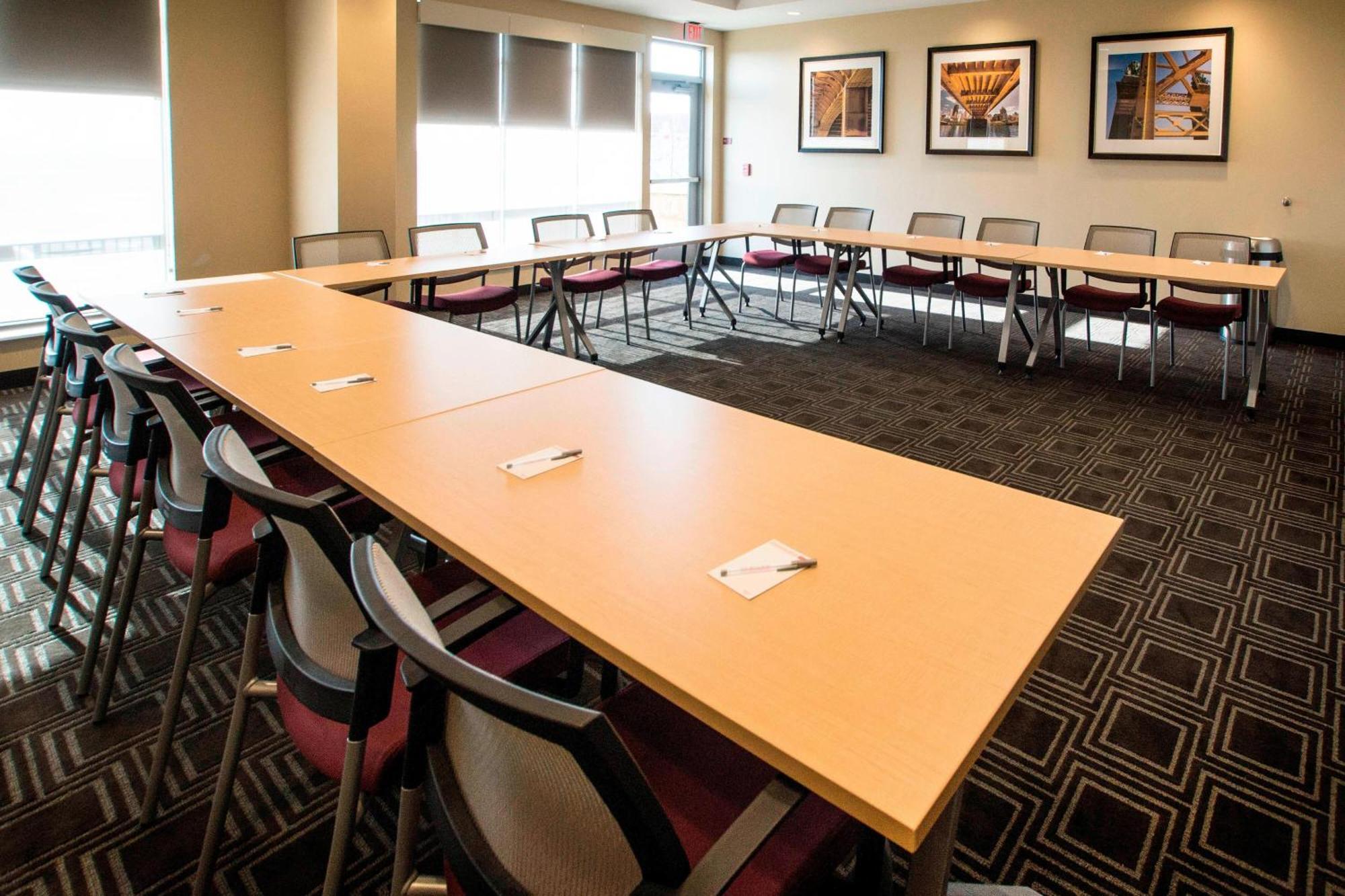 Towneplace Suites By Marriott Pittsburgh קרנברי טאונשיפ מראה חיצוני תמונה